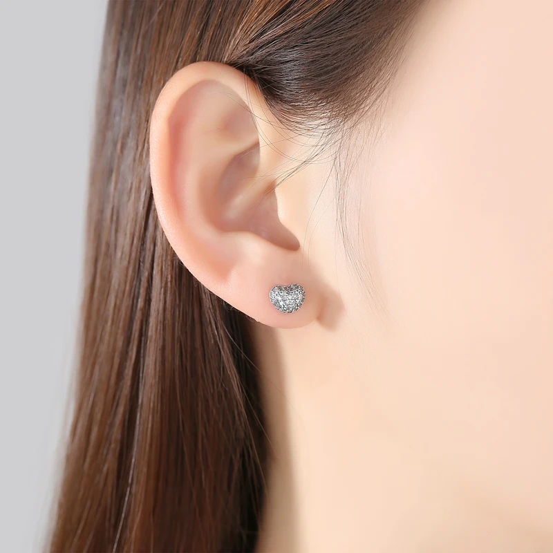 Original 100% 925 Sterling Silver Stud Earrings In My Heart Pave Earings Clear CZ Love Gift For Women Fine Jewelry
Original 100% 925 Sterling Silver Stud Earrings In My Heart Pave Earings Clear CZ Love Gift For Women Fine Jewelry