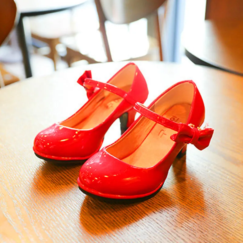 Children's Leather Shoes Girls High heels 2021 Infantil Fashion Brand Dress Shoes Black Bow Princess Kids Wedding Shoes
Children's Leather Shoes Girls High heels 2021 Infantil Fashion Brand Dress Shoes Black Bow Princess Kids Wedding Shoes