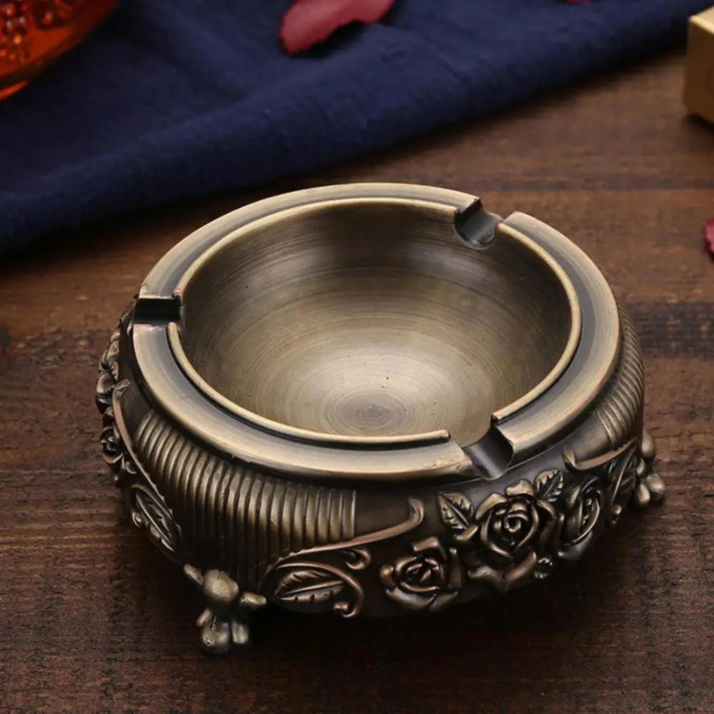 Antique Bronze Ash Tray Flower Vintage Style Alloy Ashtray Portable Anti-Scalding Cenicero Cigar Ashtray Home Decoration
Antique Bronze Ash Tray Flower Vintage Style Alloy Ashtray Portable Anti-Scalding Cenicero Cigar Ashtray Home Decoration