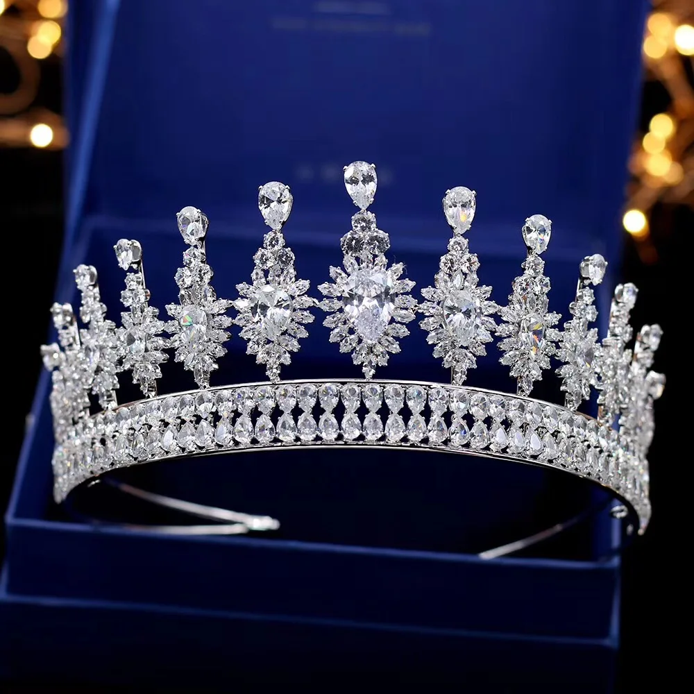 Тиара с полным покрытием из фианита, винтажная циркониевая корона из фианита, диадема, свадебные аксессуары для волос, украшения WIGO1332
Тиара с полным покрытием из фианита, винтажная циркониевая корона из фианита, диадема, свадебные аксессуары для волос, украшения WIGO1332