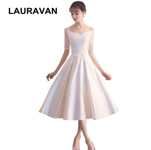 short country elegant off shoulder boat neck bridesmaid dresses champagne bridemaids tea length fitted dress modest to party
short country elegant off shoulder boat neck bridesmaid dresses champagne bridemaids tea length fitted dress modest to party