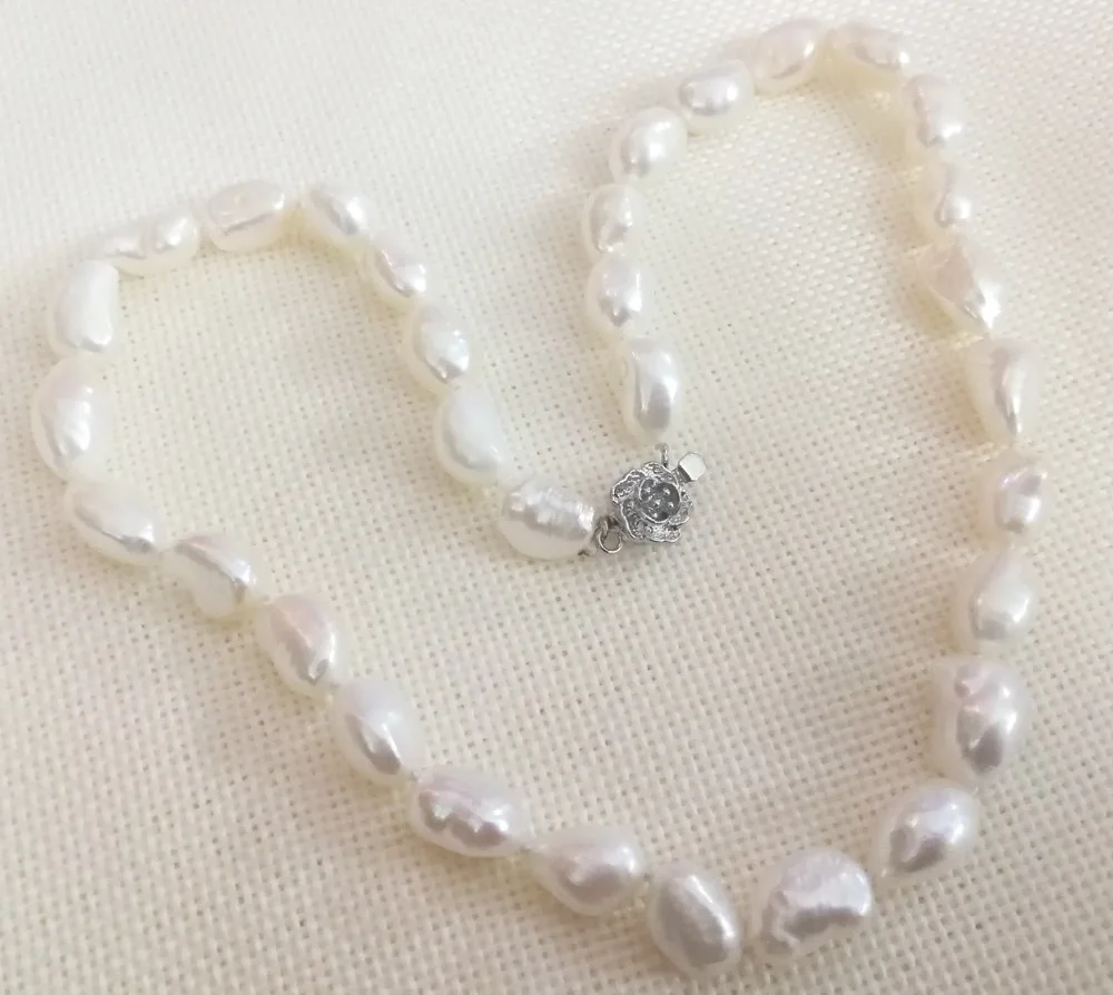 Women Jewelry 17'' 43cm choker necklace 10x11mm white baroque pearl rose clasp handmade Real cultured freshwater pearl gift
Women Jewelry 17'' 43cm choker necklace 10x11mm white baroque pearl rose clasp handmade Real cultured freshwater pearl gift
