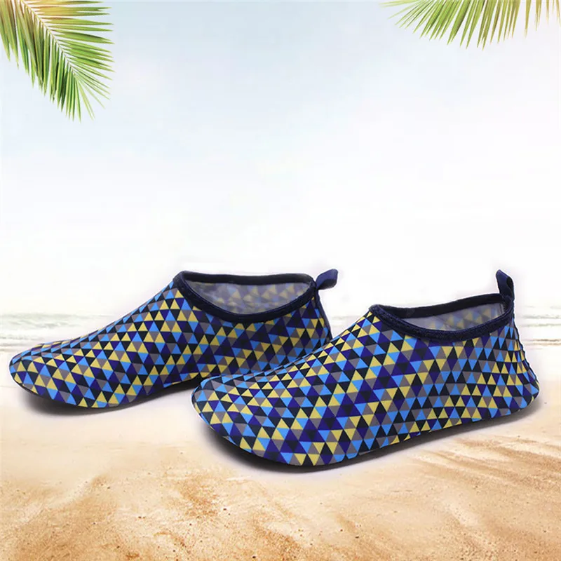 Breathable Beach Upstream Water Sport Anti-skid Socks Underwater Swimming Fins Snorkeling Diving Surfing Non-slip Shoes Hot
Breathable Beach Upstream Water Sport Anti-skid Socks Underwater Swimming Fins Snorkeling Diving Surfing Non-slip Shoes Hot