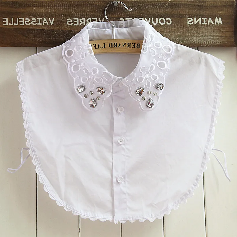 Ажурная рубашка, модная рубашка с украшением сотни комбинаций, свинцовая женская рубашка 
Ажурная рубашка, модная рубашка с украшением сотни комбинаций, свинцовая женская рубашка