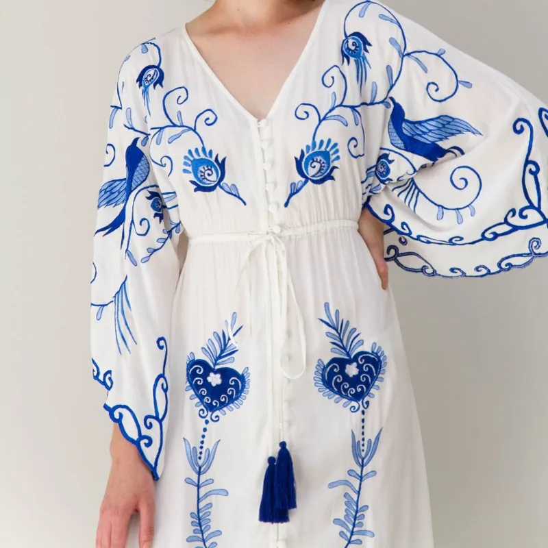Royal Blue Embroidery Maxi Dress Button V-Neck Women Dresses Drawstring Waist Kimono Sleeves Casual Dress 2019 Spring
Royal Blue Embroidery Maxi Dress Button V-Neck Women Dresses Drawstring Waist Kimono Sleeves Casual Dress 2019 Spring