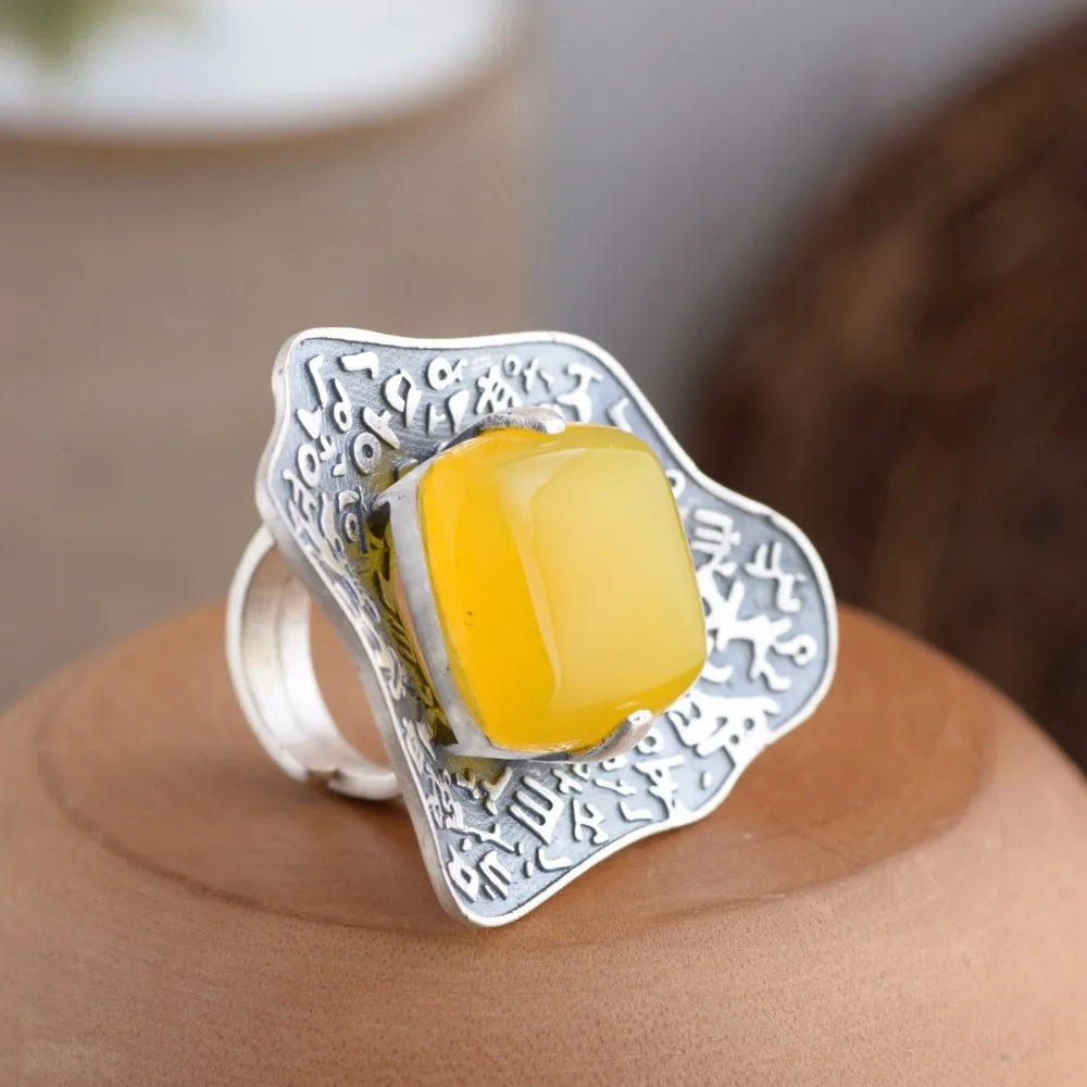 100% Genuine 925 Sterling Silver Ring for Women Vintage Handmade Yellow Chalcedony Gift Ring Thai Silver Jewelry Accessories
100% Genuine 925 Sterling Silver Ring for Women Vintage Handmade Yellow Chalcedony Gift Ring Thai Silver Jewelry Accessories