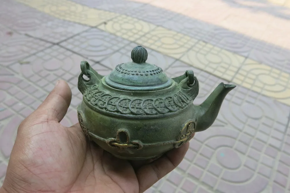 Very rare Qing Dynasty Bronze teapot,Coins