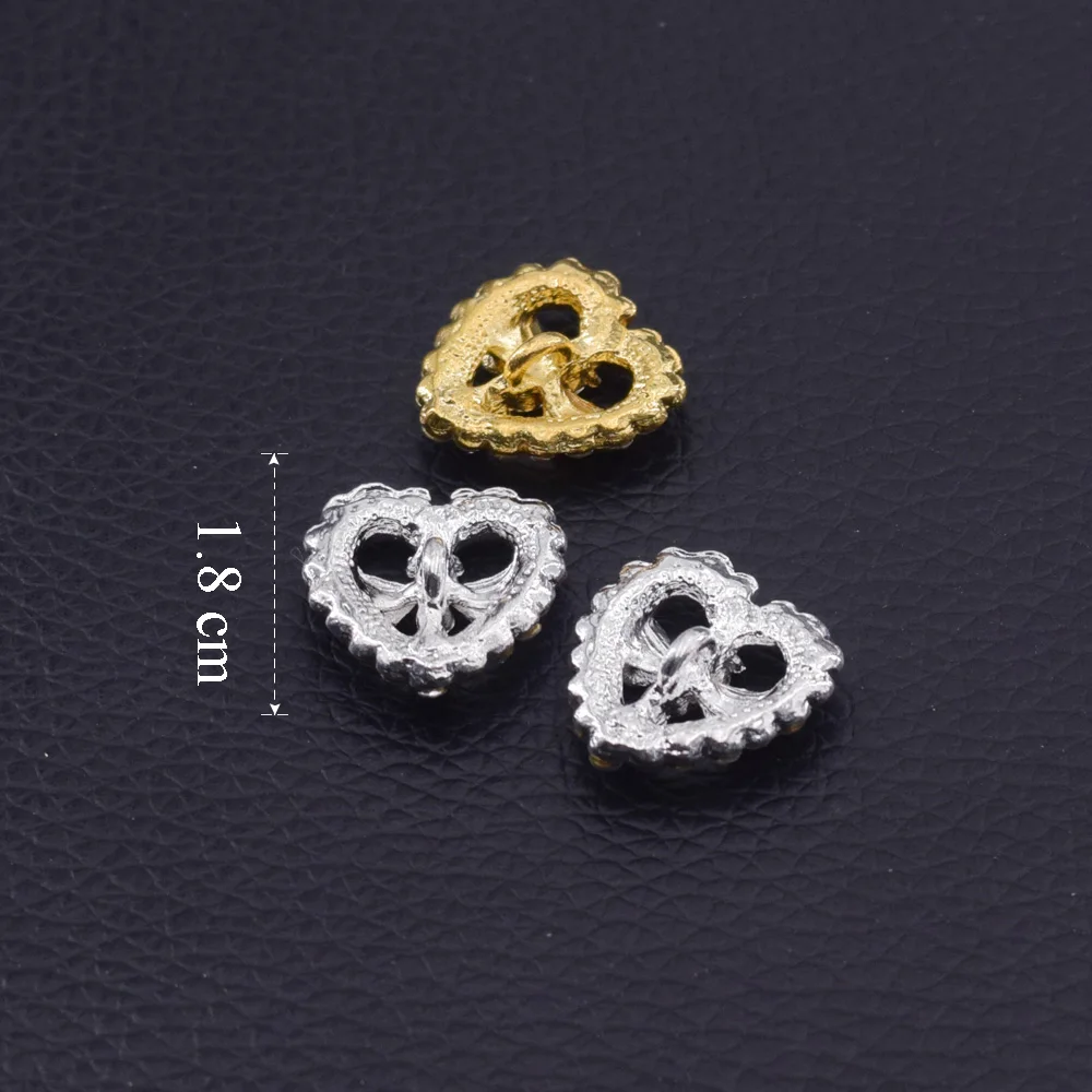 50pcs Handmade 18mm exquisite Heart Crystal glass Rhinestone clothing Metal buttons 1 hole sew on garment accessories
50pcs Handmade 18mm exquisite Heart Crystal glass Rhinestone clothing Metal buttons 1 hole sew on garment accessories