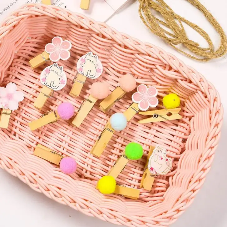 10 Pcs/pack Kawaii Cat Cherry Sakura Plush Ball Wooden Clips Photo Memo Paper Craft DIY Clips with Hemp Rope Stationery Gifts
10 Pcs/pack Kawaii Cat Cherry Sakura Plush Ball Wooden Clips Photo Memo Paper Craft DIY Clips with Hemp Rope Stationery Gifts