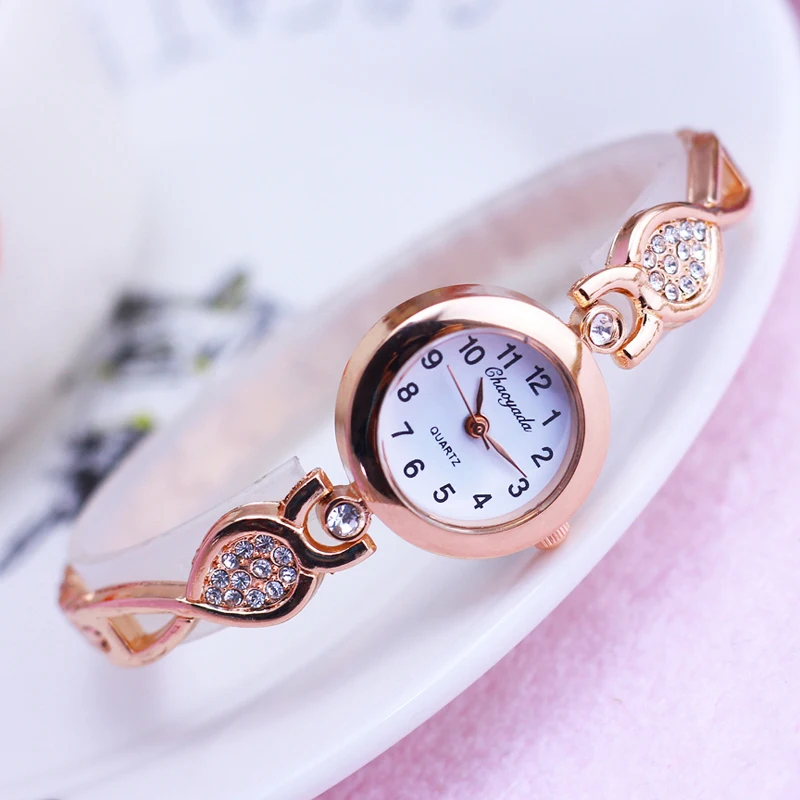 2022 chaoyada new style women ladies luxury rose gold diamond quartz watches girls fashion stainless steel electronic watches
2022 chaoyada new style women ladies luxury rose gold diamond quartz watches girls fashion stainless steel electronic watches