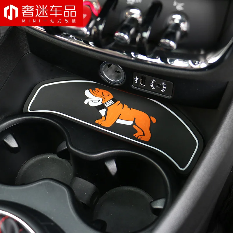 1pcs union jack special size silicone Central control slot Silicone pad Water coaster mat car styling for BMW MINI clubman F54
1pcs union jack special size silicone Central control slot Silicone pad Water coaster mat car styling for BMW MINI clubman F54