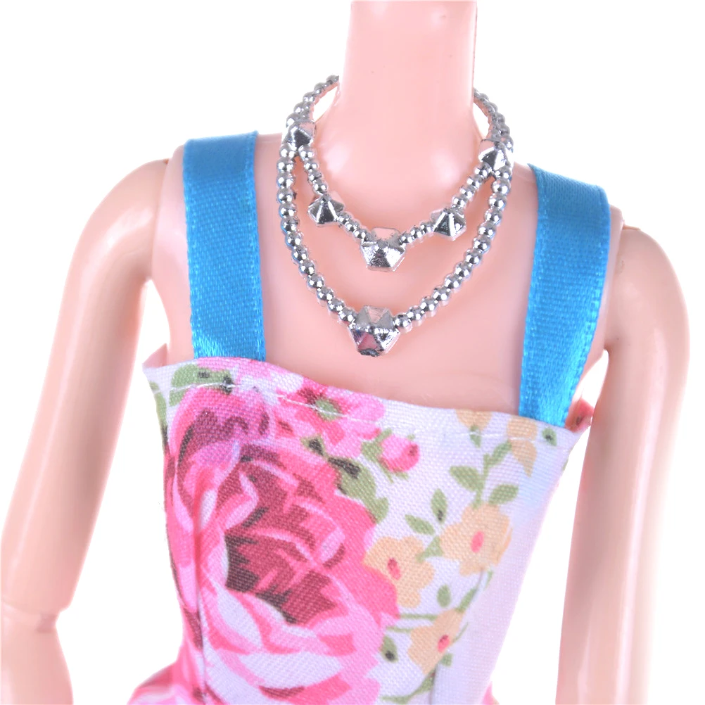 26 Item/Set =10PCS Fashion Dress+6Plastic Necklace+10 Pair Shoes Mix Sorts Beautiful Clothes Hot Sell Accessories
26 Item/Set =10PCS Fashion Dress+6Plastic Necklace+10 Pair Shoes Mix Sorts Beautiful Clothes Hot Sell Accessories