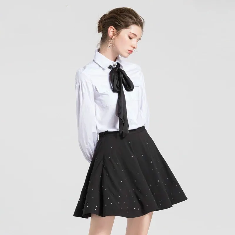 Luxury Designer Buttons Women Formal Blouse 2018 Office Lady's Tops Bow Long Sleeve Slim Elegant Shirts White Turn Down Collar
Luxury Designer Buttons Women Formal Blouse 2018 Office Lady's Tops Bow Long Sleeve Slim Elegant Shirts White Turn Down Collar
