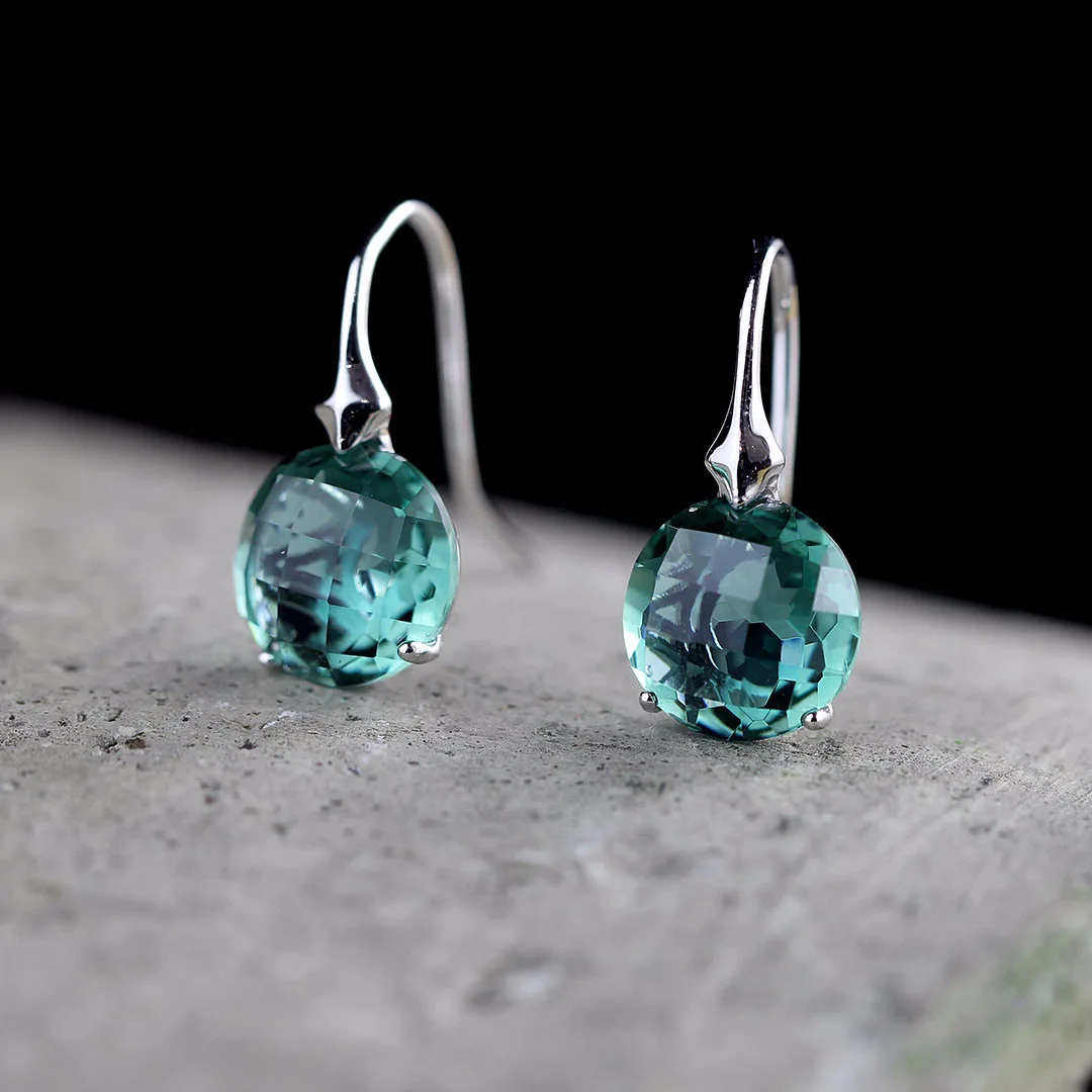 2018 S925 Pure Silver Jewelry Fashion Simple Pure Manual Cut Green Crystal Pendants New Products Sell Like Hot Cakes
2018 S925 Pure Silver Jewelry Fashion Simple Pure Manual Cut Green Crystal Pendants New Products Sell Like Hot Cakes