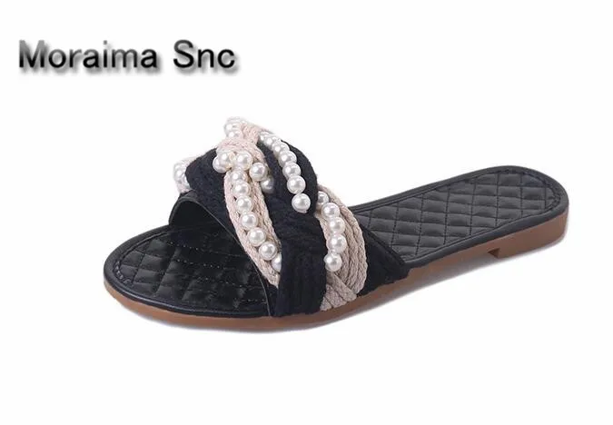 Moraima Snc brand home slippers women black white flats sandals women string bead slides ladies summer pantoufle femme Limited
Moraima Snc brand home slippers women black white flats sandals women string bead slides ladies summer pantoufle femme Limited