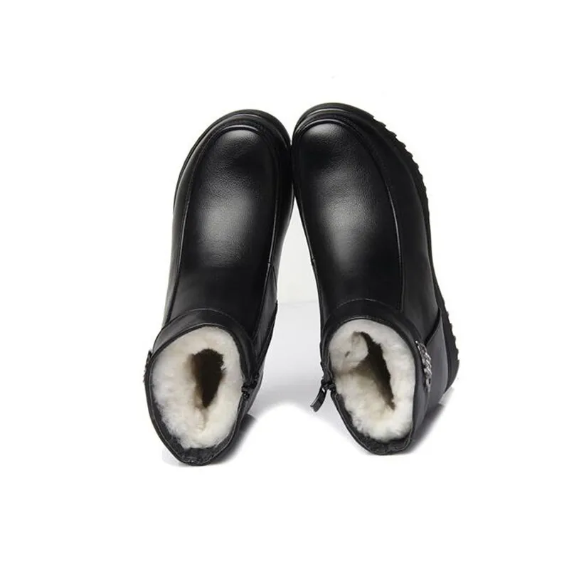 JINANDYU 2018 Shoes woman Warm Wool Snow Boots Genuine Leather winter Boots Women Shoes Wedges Non-slip comfortable Boots women
JINANDYU 2018 Shoes woman Warm Wool Snow Boots Genuine Leather winter Boots Women Shoes Wedges Non-slip comfortable Boots women