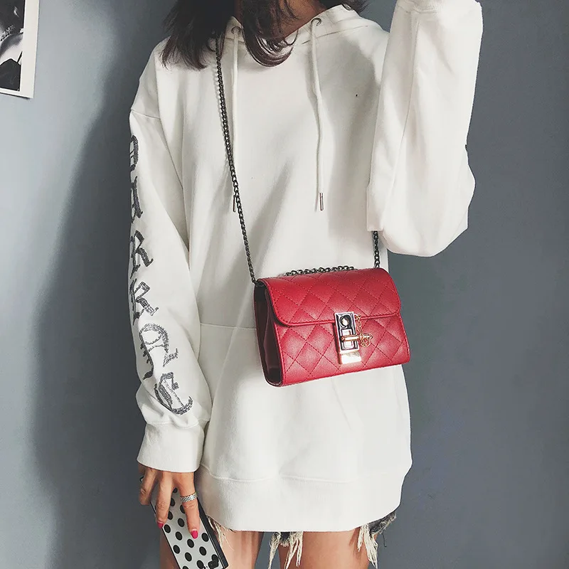 PU Leather One-shoulder Women's Rhombic Chain Bags 2019 New Hong Kong Style Retro Wild Mini Female Messenger Bag Solid LW325
PU Leather One-shoulder Women's Rhombic Chain Bags 2019 New Hong Kong Style Retro Wild Mini Female Messenger Bag Solid LW325