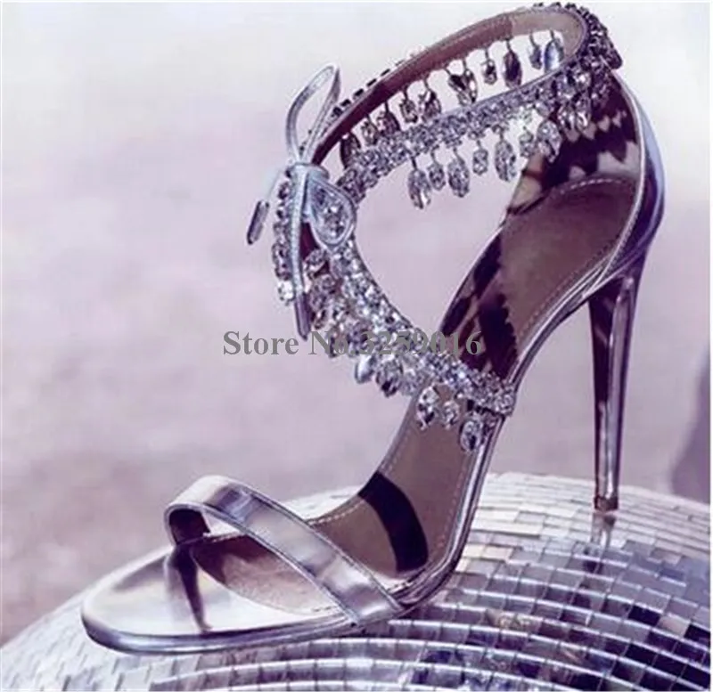 High Quality Women Charming Bling Bling Straps Cross Rhinestone Gladiator Sandals Crystal 8cm 10cm High Heel Sandals Dress Shoes
High Quality Women Charming Bling Bling Straps Cross Rhinestone Gladiator Sandals Crystal 8cm 10cm High Heel Sandals Dress Shoes