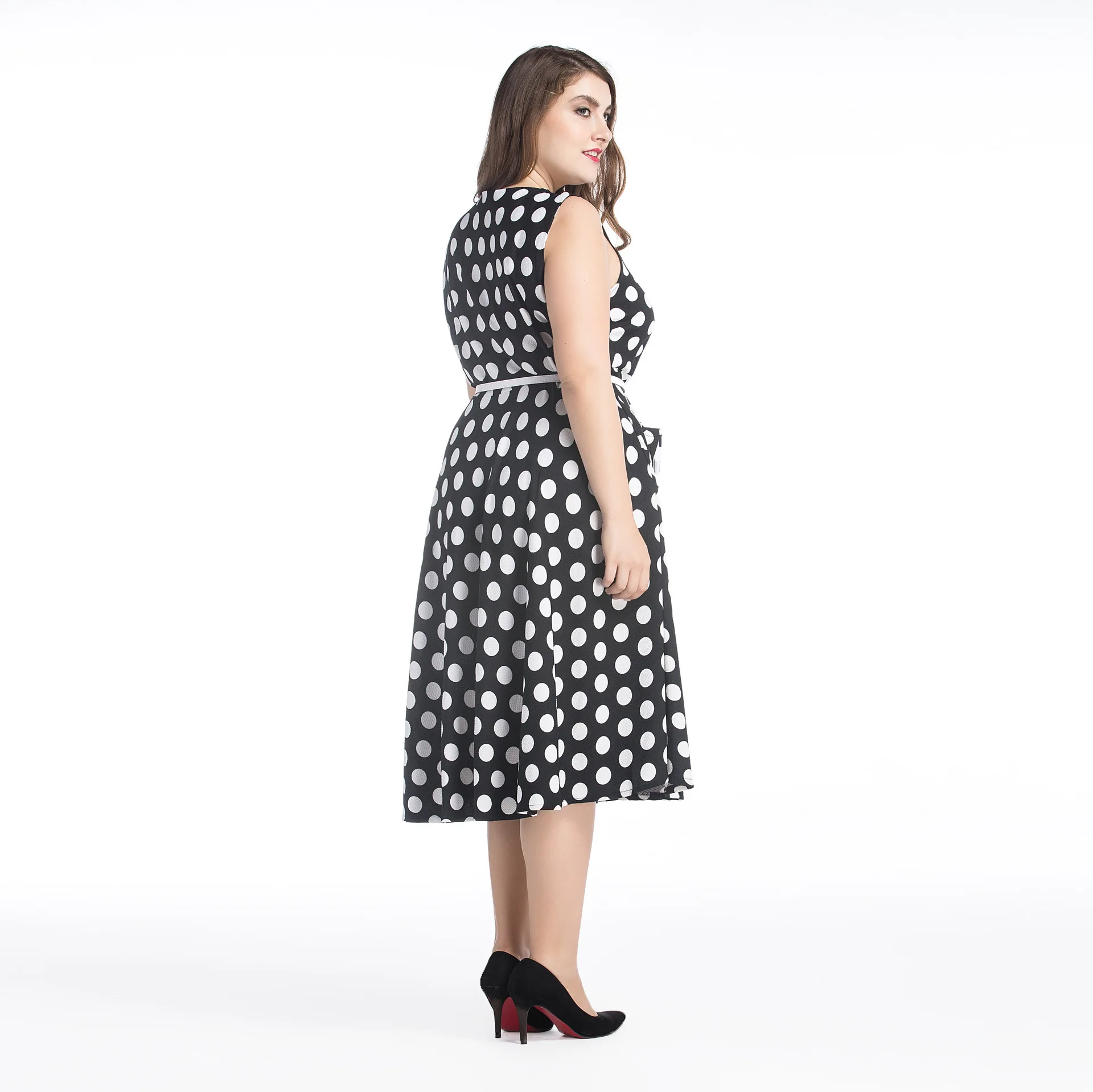 Femme High Waist Elegant Plus Size 7XL 6XL Office Lady Dress 50S Dot Vintage Dress Summer Big Swing Dresses CM155
Femme High Waist Elegant Plus Size 7XL 6XL Office Lady Dress 50S Dot Vintage Dress Summer Big Swing Dresses CM155