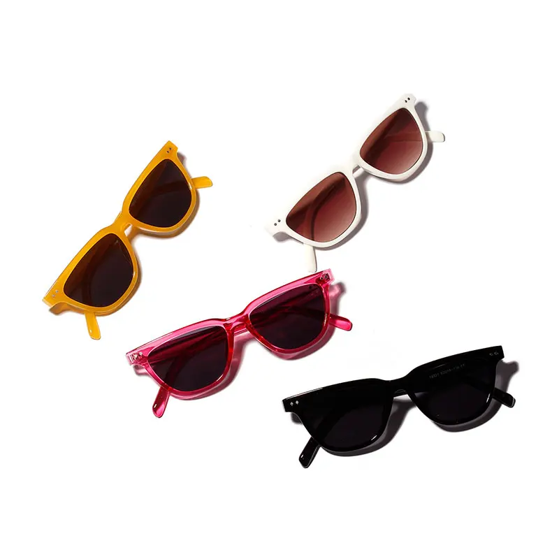 Classic Design Women Sunglasses Fashion Brand Men Sun Glasses High Quality Eyewear Vintage Shades UV400 Oculos de sol Gafas
Classic Design Women Sunglasses Fashion Brand Men Sun Glasses High Quality Eyewear Vintage Shades UV400 Oculos de sol Gafas
