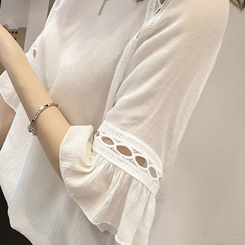 Women Blouse Shirt 2017 New Fashion Summer Chiffon Blouses Lace Hollow Shirts Flare Sleeve Tops Office Ladies Clothing Blusas
Women Blouse Shirt 2017 New Fashion Summer Chiffon Blouses Lace Hollow Shirts Flare Sleeve Tops Office Ladies Clothing Blusas