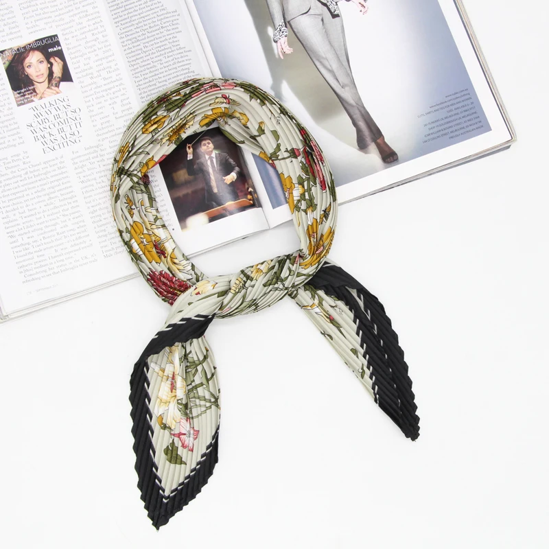 Blooming floral printing pleated fashion women scarf handkerchief shawls wrinkle scarves kerchief new Foulard Bandana LL190409
Blooming floral printing pleated fashion women scarf handkerchief shawls wrinkle scarves kerchief new Foulard Bandana LL190409