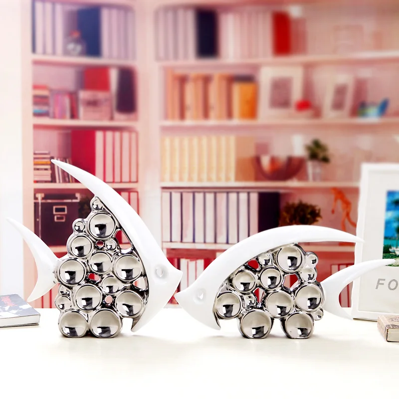 Creative simple modern lucky money to kiss fish shoes cabinet porch Nordic home art living room decoration ceramic ornaments
Creative simple modern lucky money to kiss fish shoes cabinet porch Nordic home art living room decoration ceramic ornaments