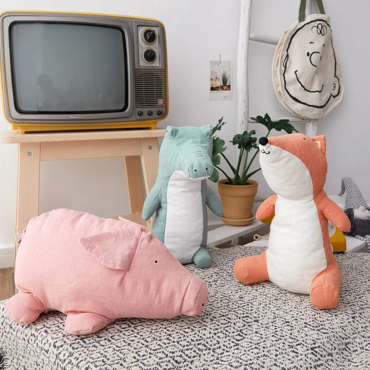 Lovely 36cm Summer New Styles kawaii Animal Fox Pig Crocodile Ramie Plush Stuffed Toy Cute Animal Plush Dolls Toys For Children
Lovely 36cm Summer New Styles kawaii Animal Fox Pig Crocodile Ramie Plush Stuffed Toy Cute Animal Plush Dolls Toys For Children