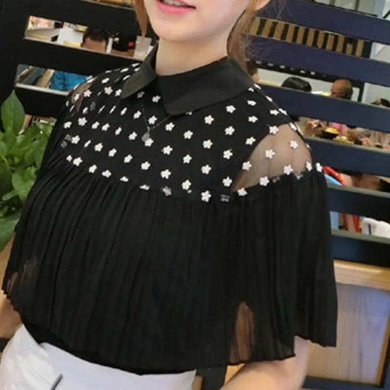 Beautiful lace shirt false neck wild spring summer new Embroidered women cloak folds ladies shawl shirt fake collar sunscreen
Beautiful lace shirt false neck wild spring summer new Embroidered women cloak folds ladies shawl shirt fake collar sunscreen