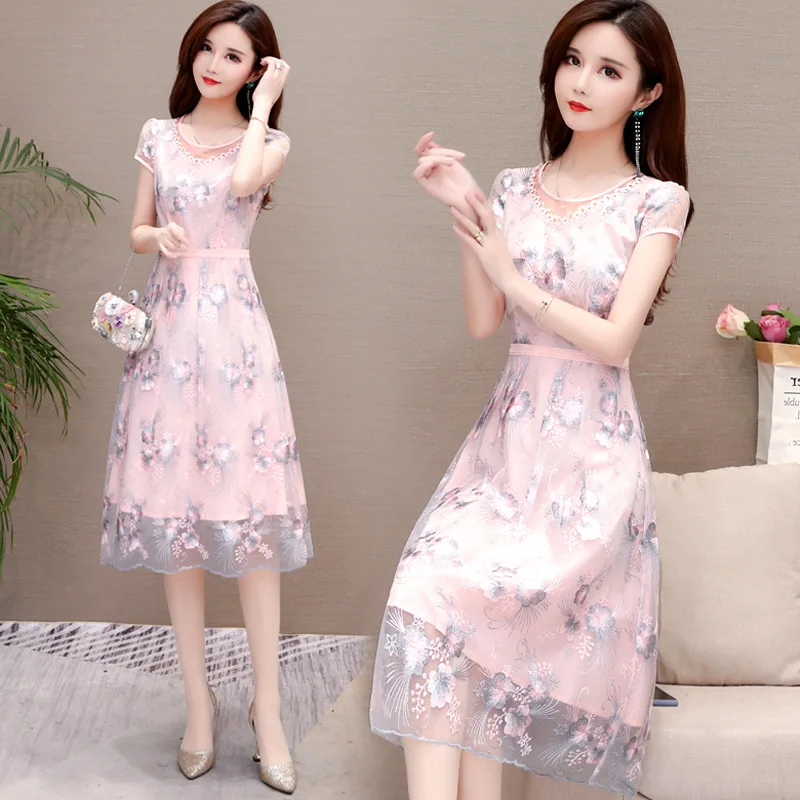New summer fashion gauze dress long section Slim was thin temperament dress popular embroidery dress women
New summer fashion gauze dress long section Slim was thin temperament dress popular embroidery dress women