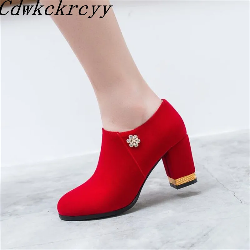Spring and Autumn New pattern fashion Round head Suede High-heeled Women Shoes black gules sexy marry Women Shoes size 34-47
Spring and Autumn New pattern fashion Round head Suede High-heeled Women Shoes black gules sexy marry Women Shoes size 34-47