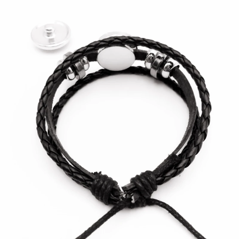 2019/Retro Symbol Masonic Illuminati Antique Print Illustration Poster Glass Black Hook Bracelet Fashion Men and Women Bracelet
2019/Retro Symbol Masonic Illuminati Antique Print Illustration Poster Glass Black Hook Bracelet Fashion Men and Women Bracelet