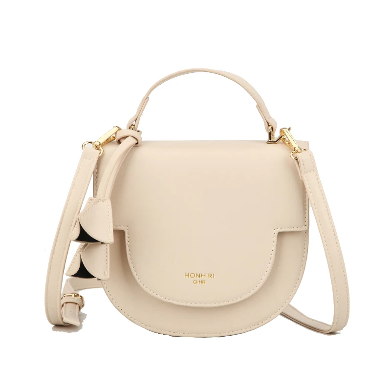 Literary simple bag new fashion wild portable small bag ins super fire bag shoulder slung small bag
Literary simple bag new fashion wild portable small bag ins super fire bag shoulder slung small bag