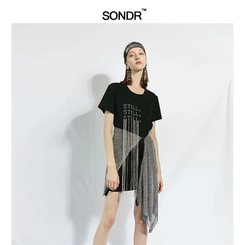 SONDR Luxury Tassel Bright Diamond Short-sleeved Shirt Irregular Split Skirt Women Two Piece Set Female 2019 Spring New Fashion
SONDR Luxury Tassel Bright Diamond Short-sleeved Shirt Irregular Split Skirt Women Two Piece Set Female 2019 Spring New Fashion