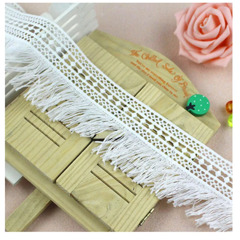 Shidao Width 6.5cm White Tassel Lace Trim Hollow Water-soluble Embroidery Lace Fabric For DIY Sewing On Cloth Craft Accessories
Shidao Width 6.5cm White Tassel Lace Trim Hollow Water-soluble Embroidery Lace Fabric For DIY Sewing On Cloth Craft Accessories