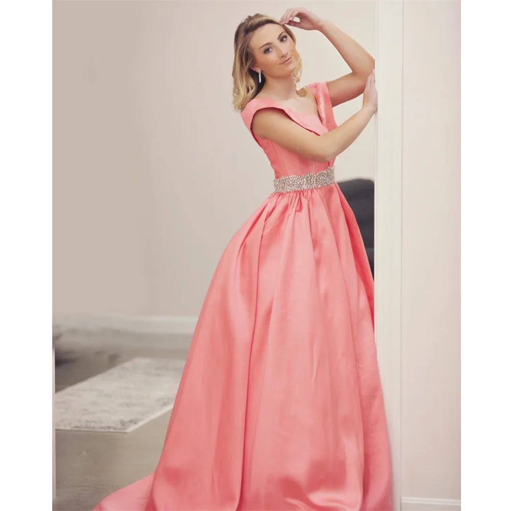 HONGFUYU Satin A Line Prom Dresses Long Party Dress Off Shoulder Women Evening Gowns Formal Robe De Soiree with Crystals Sashes
HONGFUYU Satin A Line Prom Dresses Long Party Dress Off Shoulder Women Evening Gowns Formal Robe De Soiree with Crystals Sashes