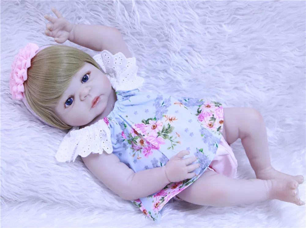NPKCOLLECTION 55cm Full Silicone Body Reborn Girl Baby Doll Toy Lifelike Newborn Princess dolls bebe gift boneca reborn
NPKCOLLECTION 55cm Full Silicone Body Reborn Girl Baby Doll Toy Lifelike Newborn Princess dolls bebe gift boneca reborn