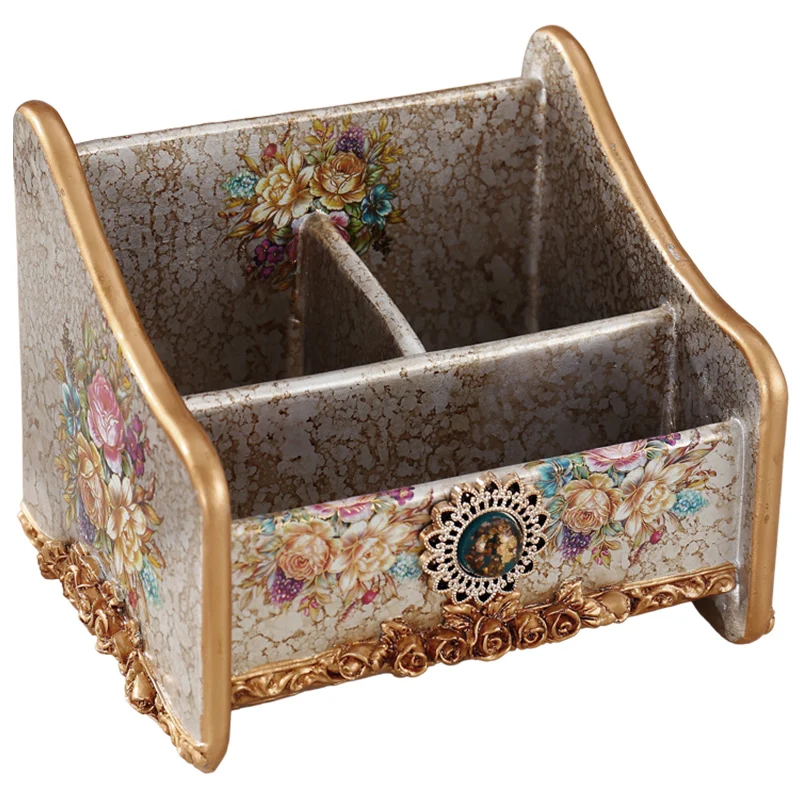 European remote cosmetic storage box office desktop storage room multifunctional tissue box.
European remote cosmetic storage box office desktop storage room multifunctional tissue box.