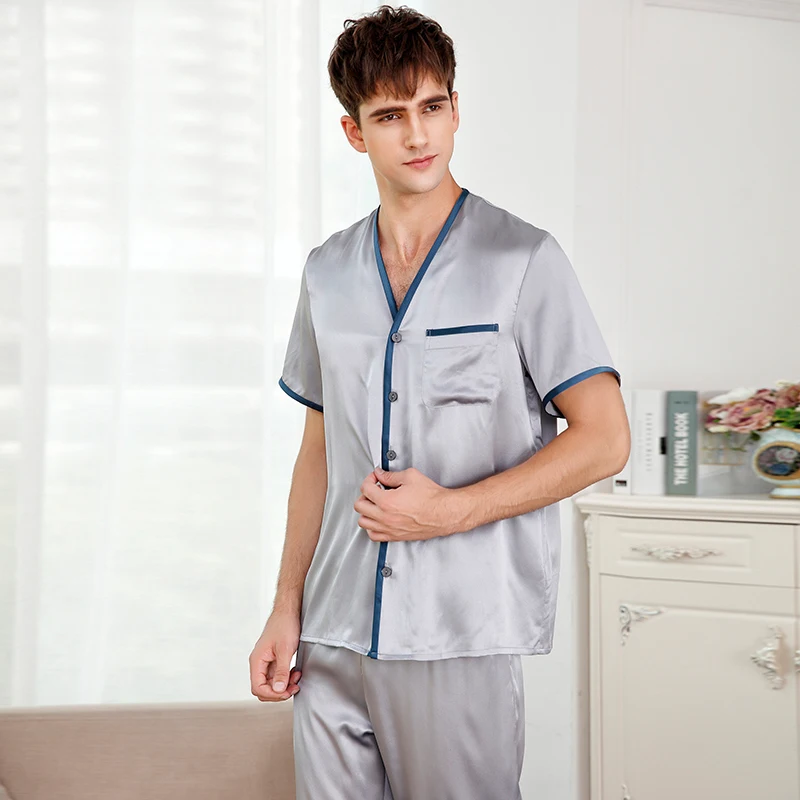 100% Silk Stain Men's Pajamas sets2020 spring autumn short sleeve Male Pajama Pants Sets summer 2XLGrey Silk Pyjama Sleepwear
100% Silk Stain Men's Pajamas sets2020 spring autumn short sleeve Male Pajama Pants Sets summer 2XLGrey Silk Pyjama Sleepwear