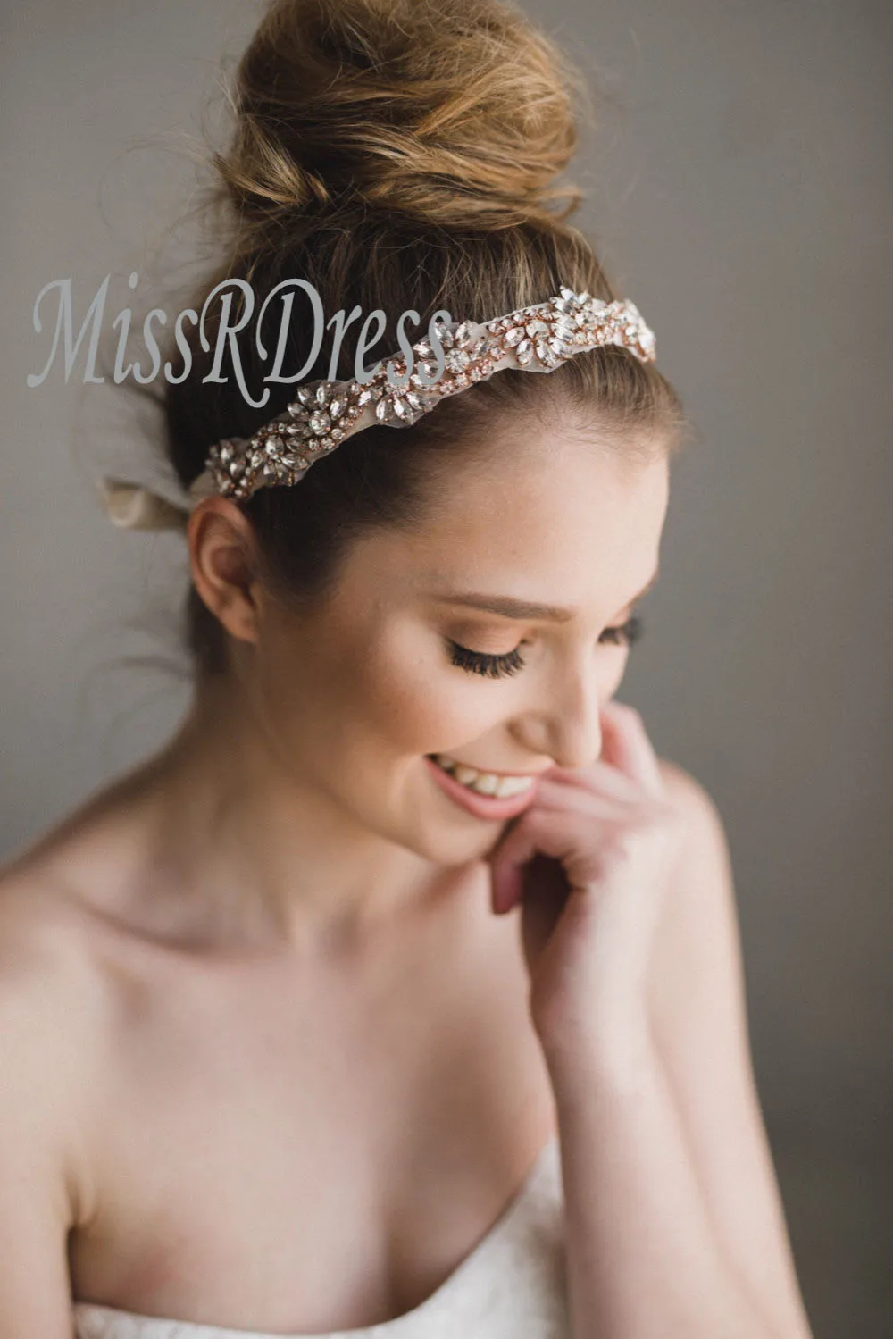MissRDress свадебный головной убор Стразы бусины на головной повязке Rose Crystal Свадебный головной убор яркий свадебный головной убор ys816
MissRDress свадебный головной убор Стразы бусины на головной повязке Rose Crystal Свадебный головной убор яркий свадебный головной убор ys816