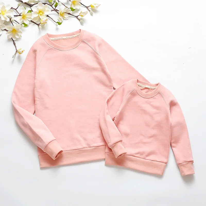 Family T Shirts Autumn Long Sleeve Shirts Mommy and Me Clothes Boys Sweatshirts Candy Color Father Son Best Friends Clothes
Family T Shirts Autumn Long Sleeve Shirts Mommy and Me Clothes Boys Sweatshirts Candy Color Father Son Best Friends Clothes