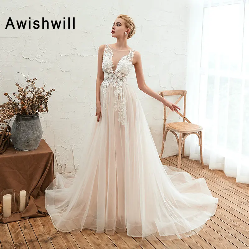 2020 Scoop Illusion Backless Boho Wedding Dress Long A-line Appliques Tulle Bridal Wedding Gowns Vestido de Noiva
2020 Scoop Illusion Backless Boho Wedding Dress Long A-line Appliques Tulle Bridal Wedding Gowns Vestido de Noiva