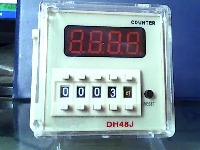 220VAC DH48J цифровой счетчик реле с 4-значными счетчиками |