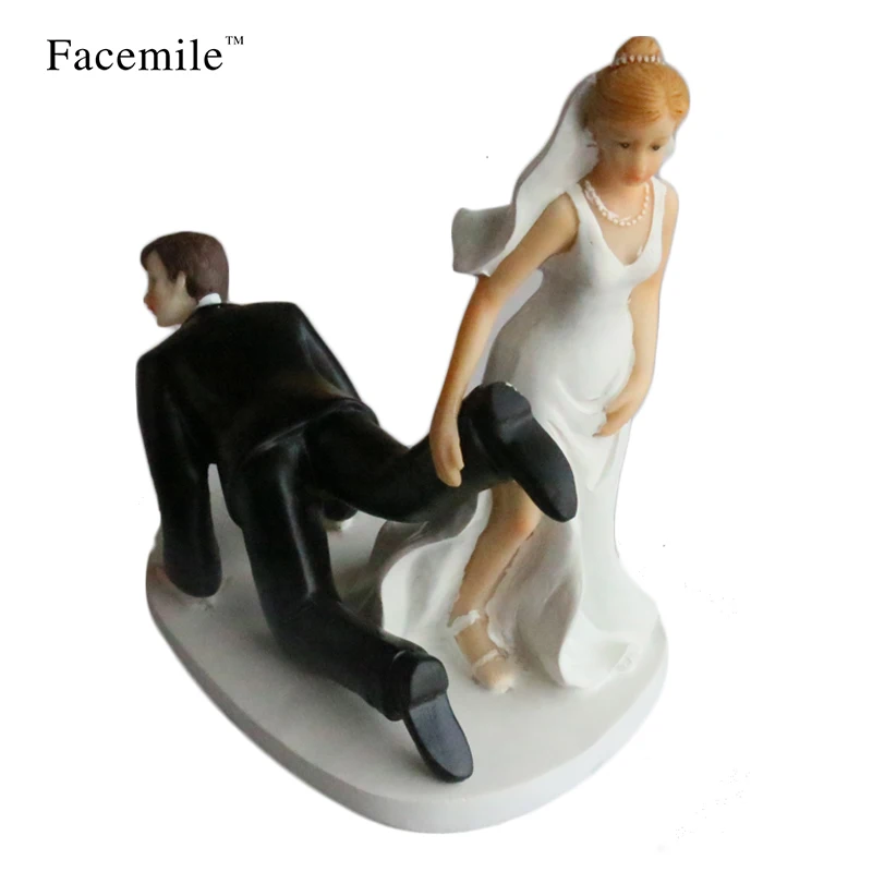 Facemile Bride and Groom Toppers Couple Figurine Wedding Funny Cake Topper for Wedding Cake Decoration Party Supplies 54103
Facemile Bride and Groom Toppers Couple Figurine Wedding Funny Cake Topper for Wedding Cake Decoration Party Supplies 54103