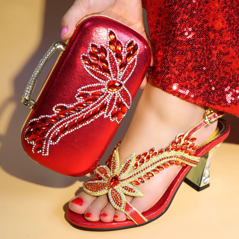 Red color African Lady sandals and bag italy design with free ship sandal with clutches evening bag many crystal new style
Red color African Lady sandals and bag italy design with free ship sandal with clutches evening bag many crystal new style