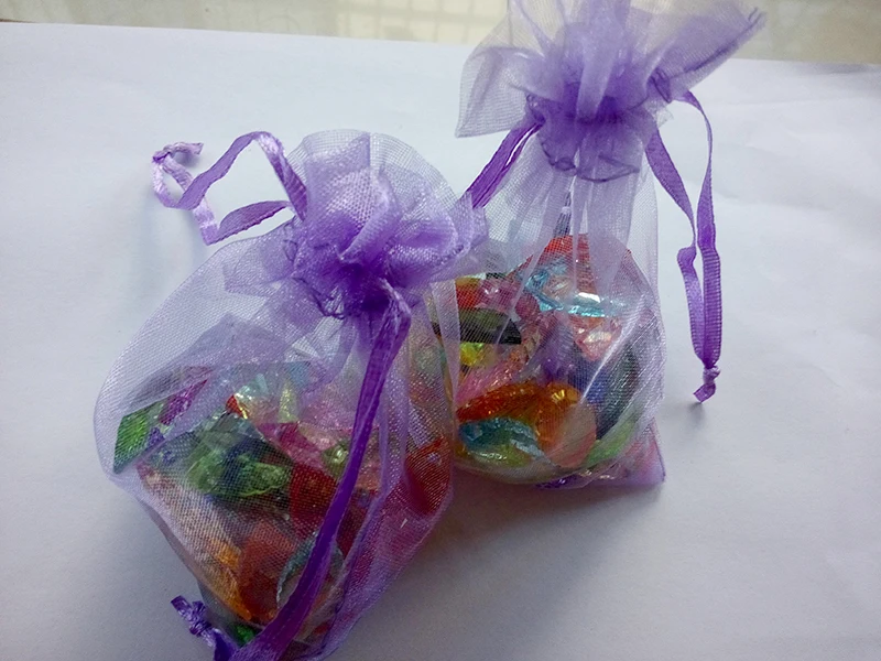 300pcs 10*15 Purple gift bags for jewelry/wedding/christmas/birthday Organza Bags with handles Packaging Yarn bag
300pcs 10*15 Purple gift bags for jewelry/wedding/christmas/birthday Organza Bags with handles Packaging Yarn bag