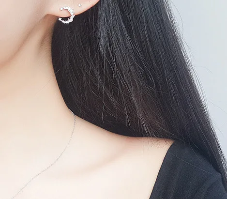 Luxury 925 Sterling Silver Cubic Zircon Moon Stud Earrings For Women Engagement Jewelry
Luxury 925 Sterling Silver Cubic Zircon Moon Stud Earrings For Women Engagement Jewelry