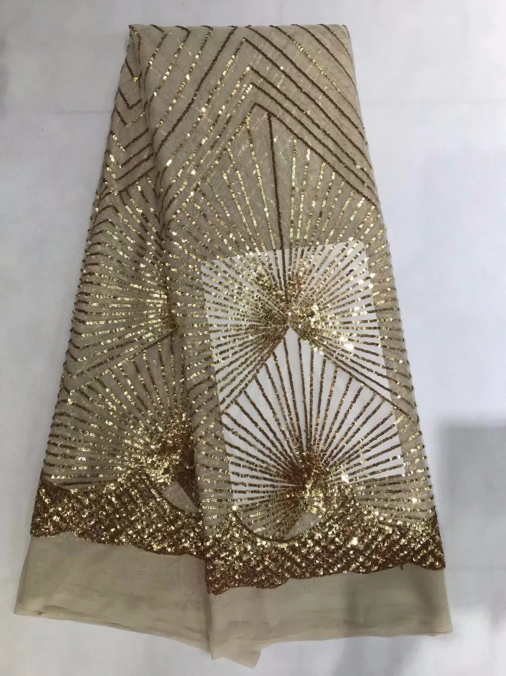 sequins Embroidered Tulle Fabric 5 yards Nigeria Lace Fabric ZH-6616 African Tulle French Fabric
sequins Embroidered Tulle Fabric 5 yards Nigeria Lace Fabric ZH-6616 African Tulle French Fabric