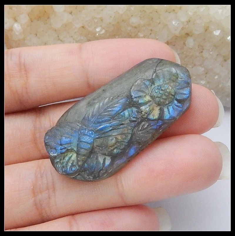 Natural Stone Flashy Labradorite Carving Butterfly DIY Jewelry Making Trendy Accessories 34x28x8mm 11.1g
Natural Stone Flashy Labradorite Carving Butterfly DIY Jewelry Making Trendy Accessories 34x28x8mm 11.1g