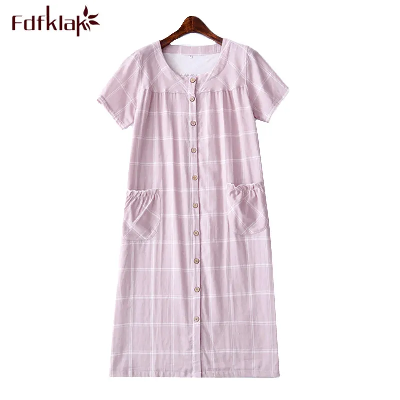 Fdfklak Casual new women nightgown short sleeve cotton night dress plaid summer nightshirt female sleepwear nighty night gown
Fdfklak Casual new women nightgown short sleeve cotton night dress plaid summer nightshirt female sleepwear nighty night gown